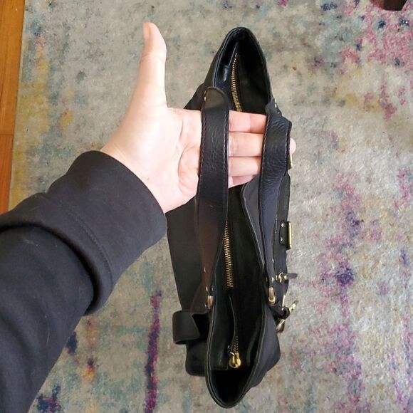 Michael Kors Large Leather Austin Bag in Black - Picture 6 of 15